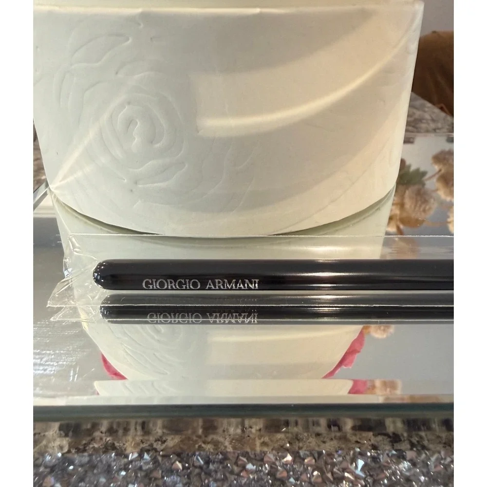 Giorgio Armani Maestro Spot Concealer Brush #7 New in Box Discontinued
